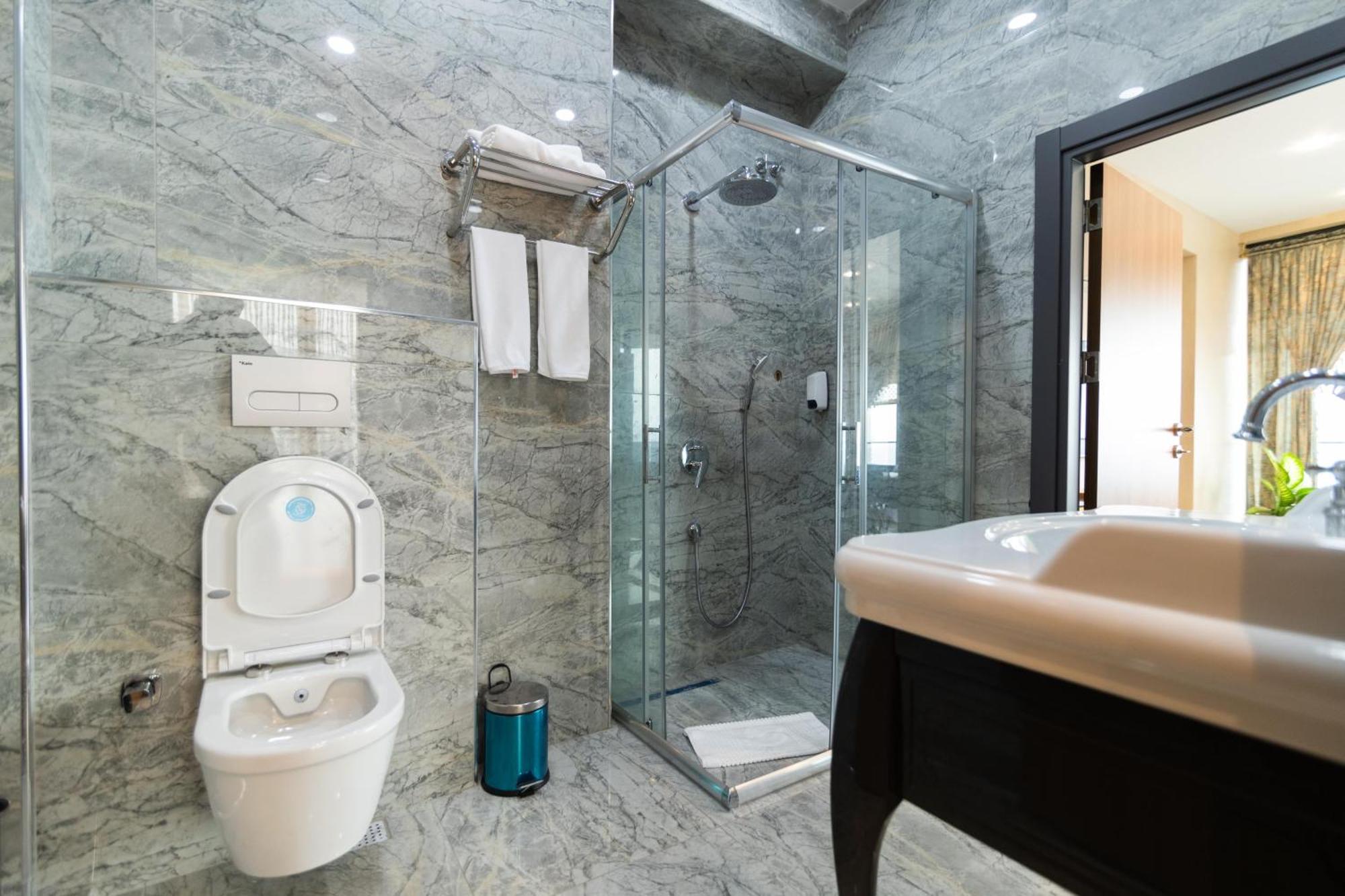 Fevzi Hoca Otel トラブゾン エクステリア 写真