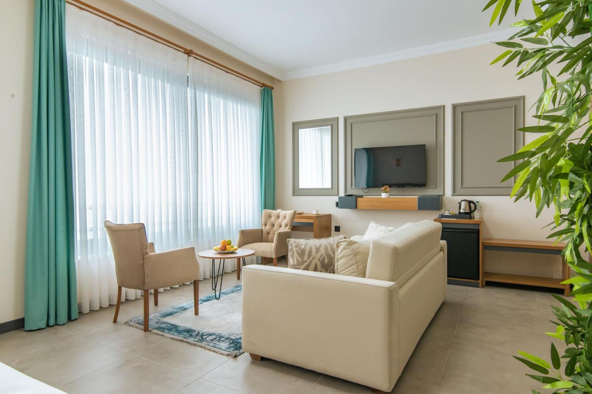 Fevzi Hoca Otel トラブゾン エクステリア 写真
