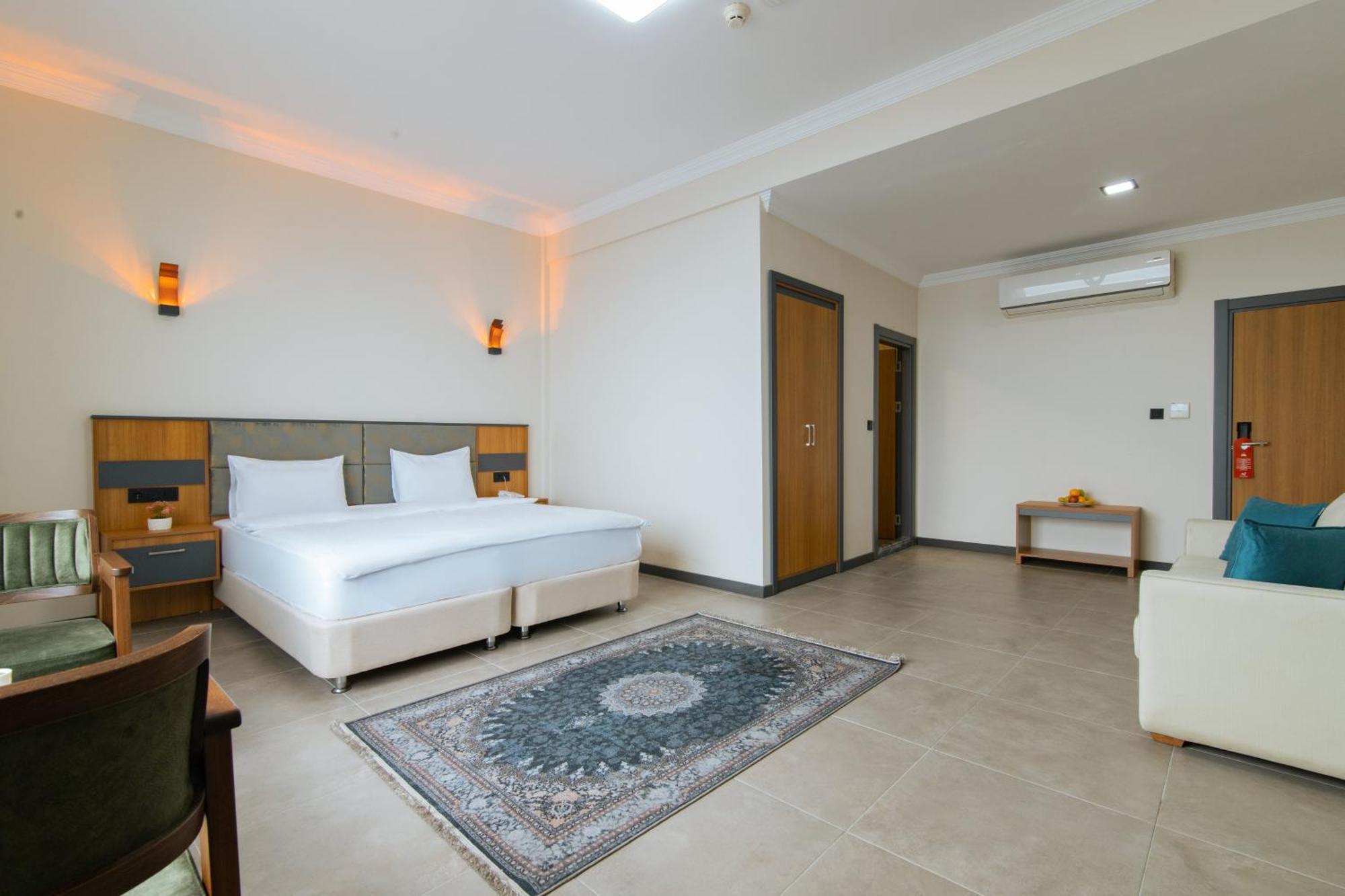 Fevzi Hoca Otel トラブゾン エクステリア 写真