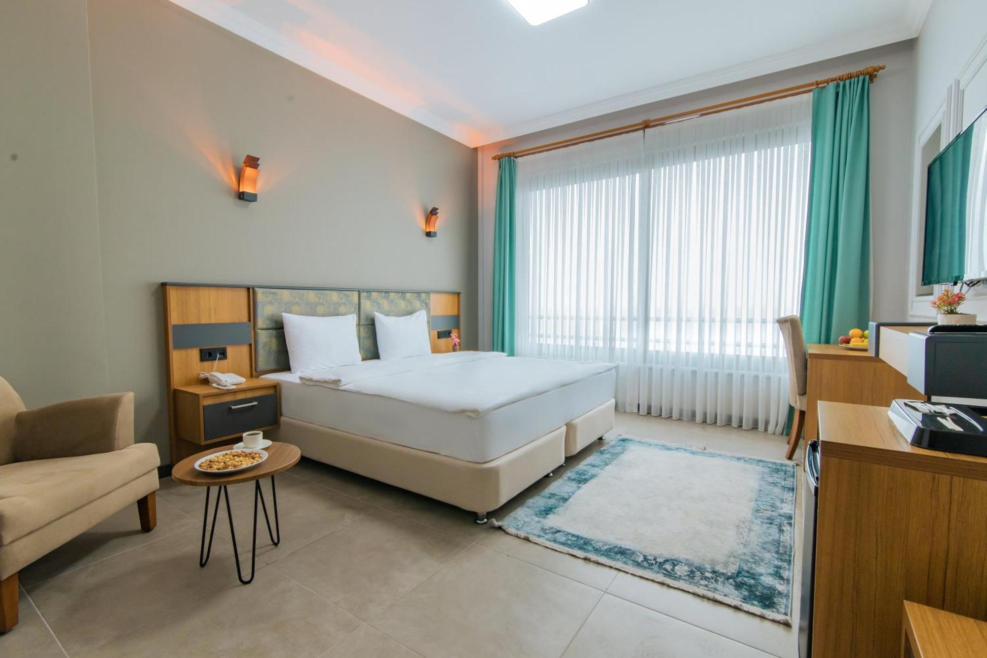 Fevzi Hoca Otel トラブゾン エクステリア 写真