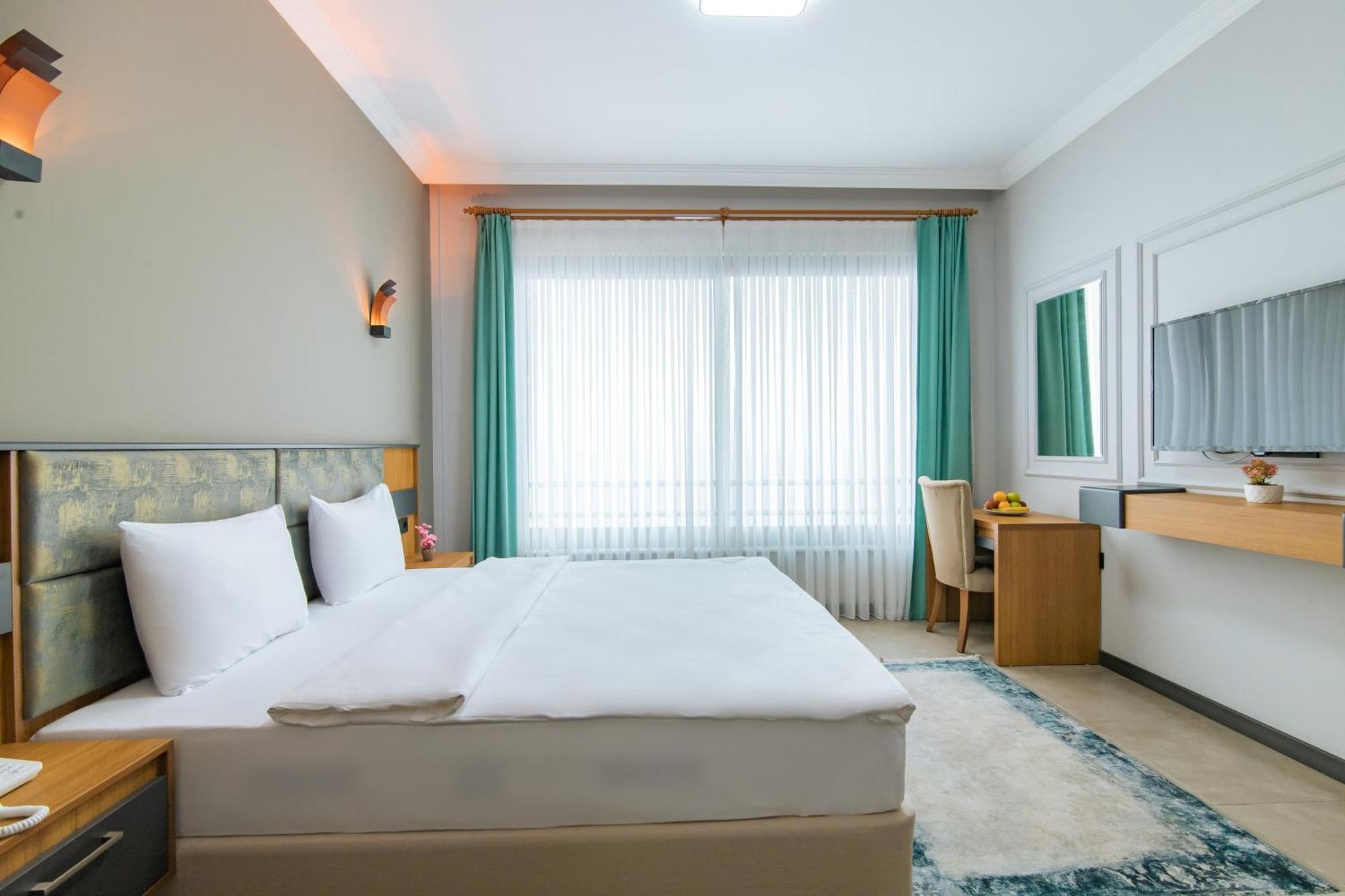 Fevzi Hoca Otel トラブゾン エクステリア 写真