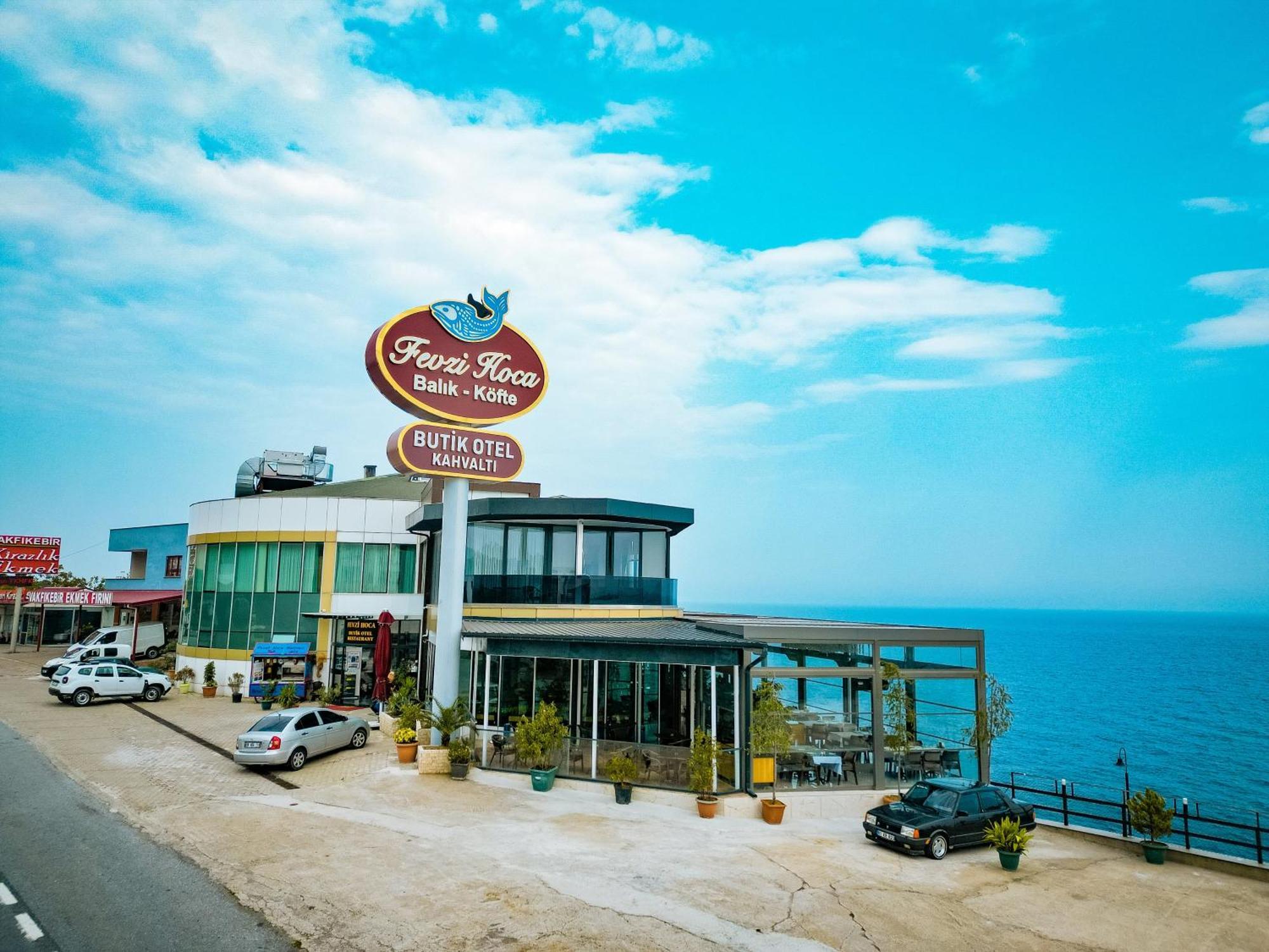 Fevzi Hoca Otel トラブゾン エクステリア 写真